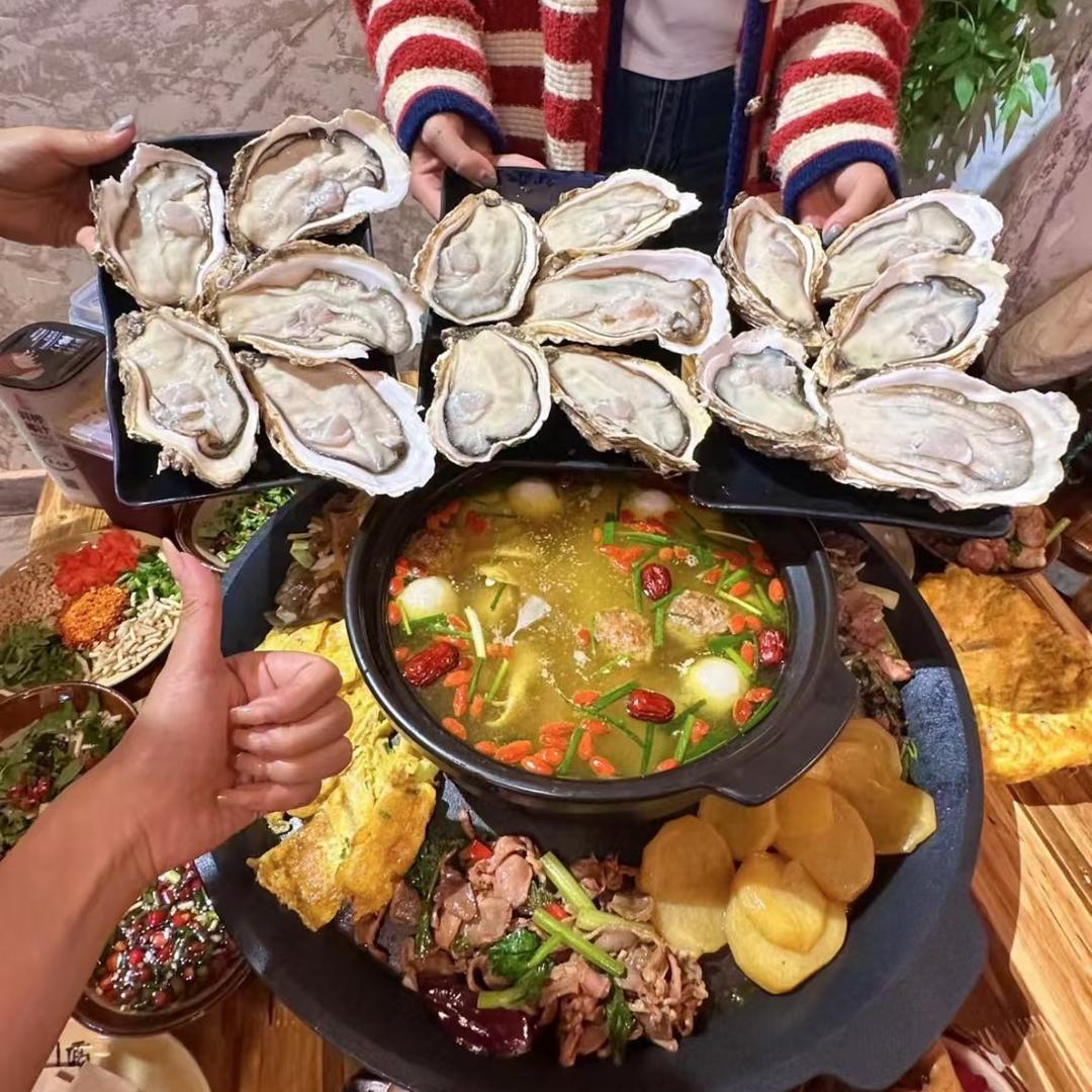 贵州鸡汤生蚝烙锅