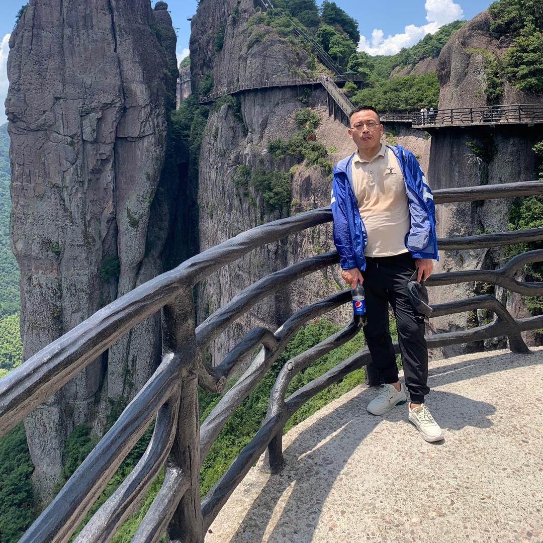 那山那水那年