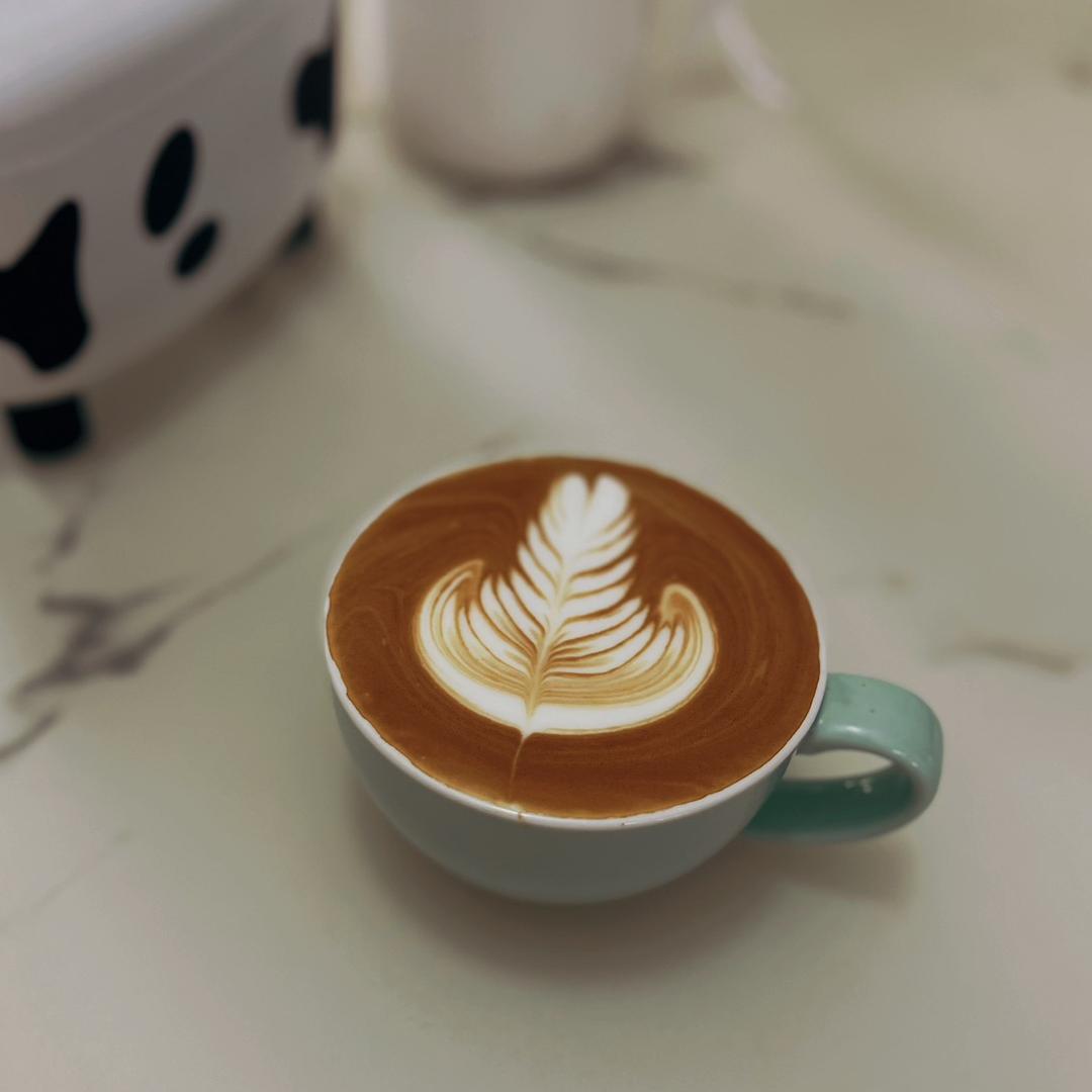 早起第一口必须是咖啡