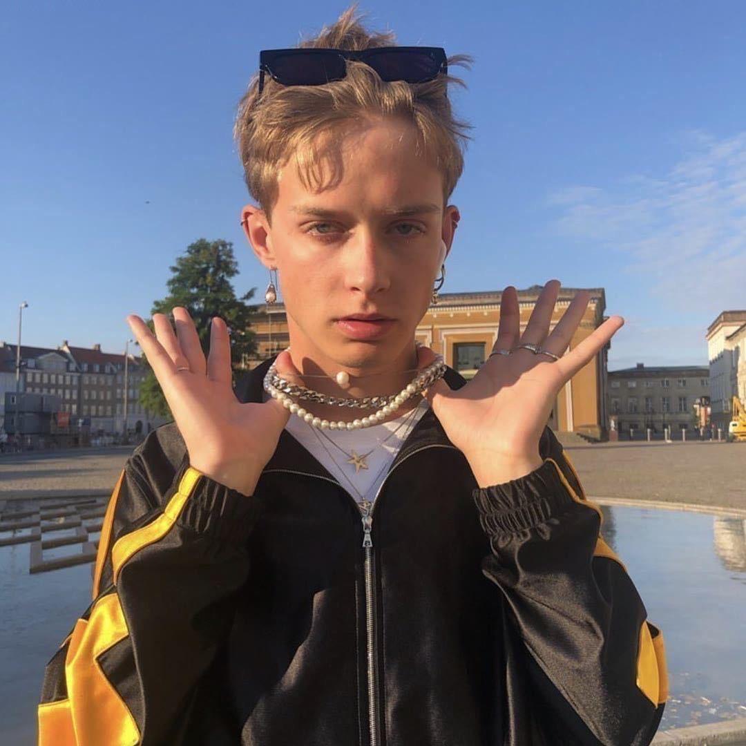 脆升升（emo版）