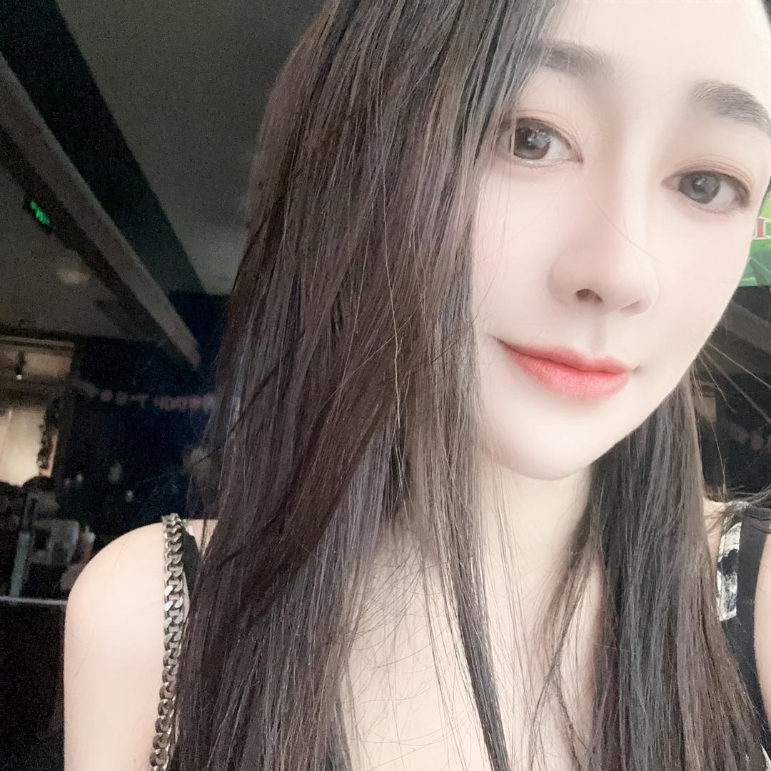 YiYi✨