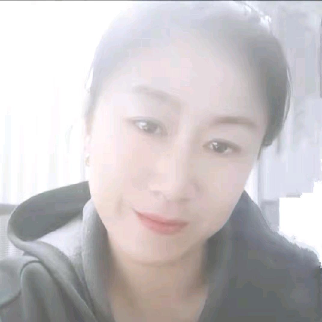 水中仙子0677