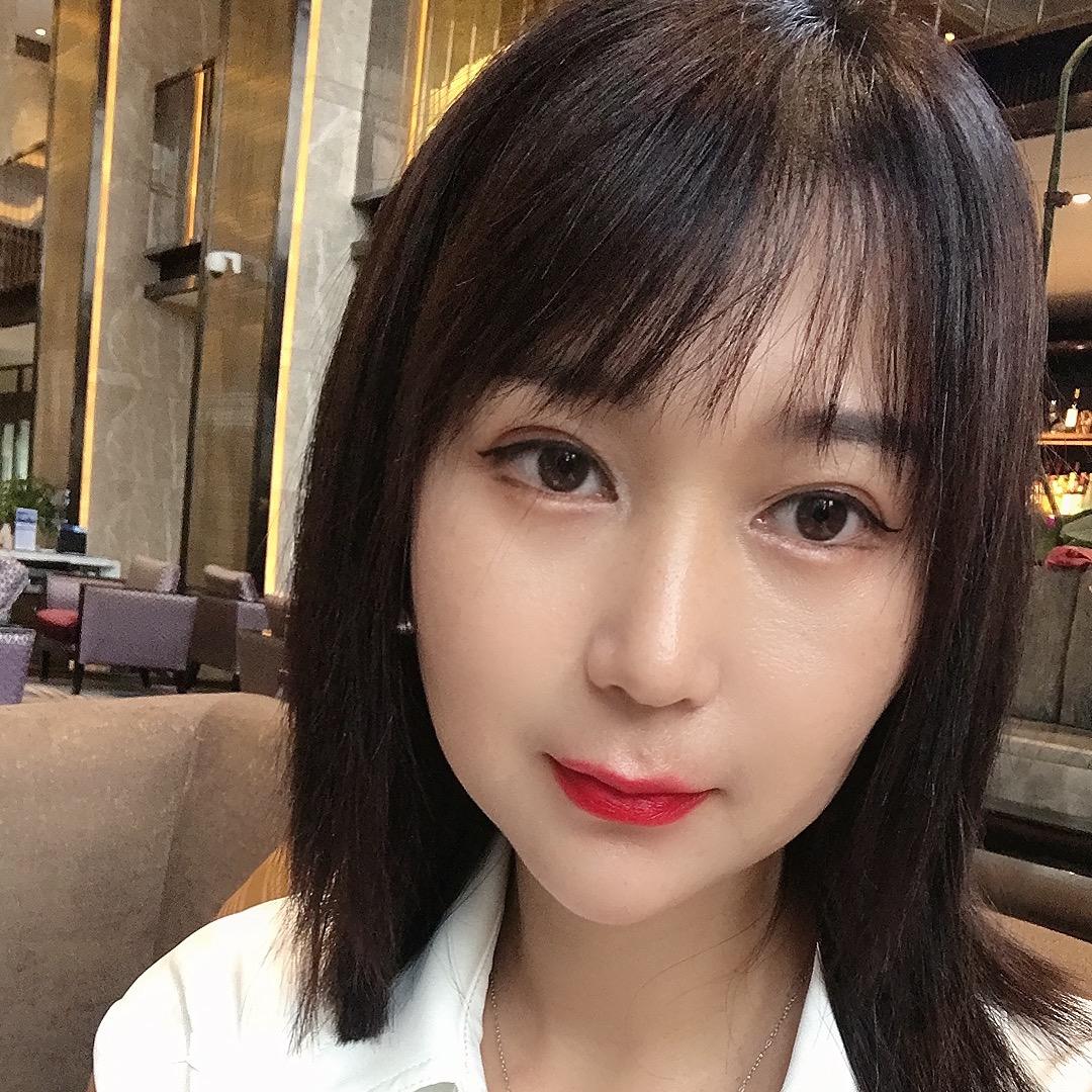 莎莎在秋季