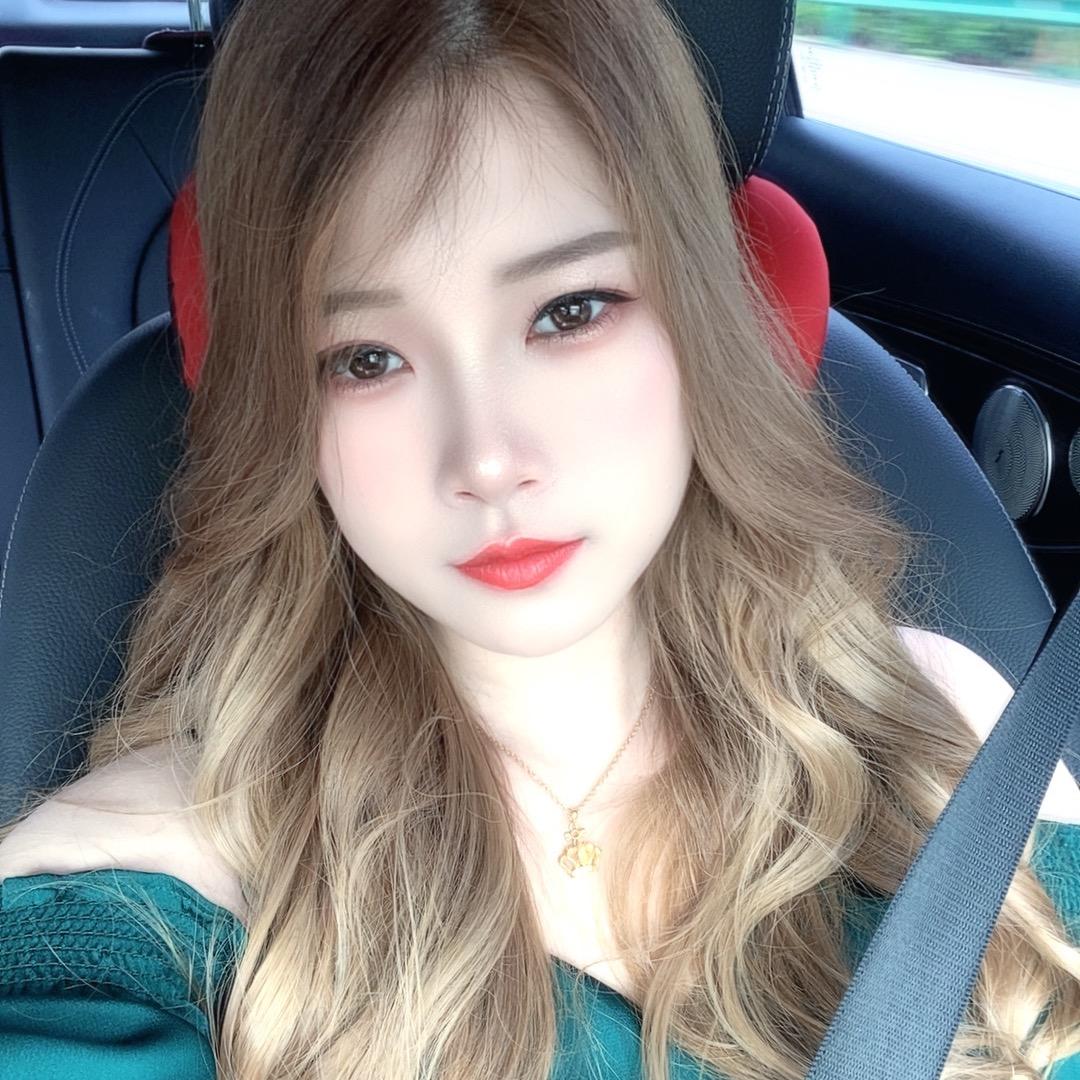 🌸微光倾城🍒