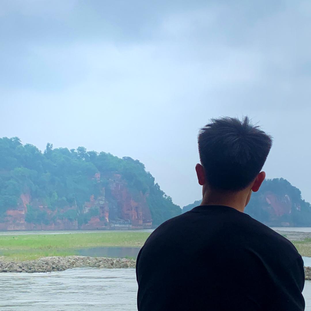 乐山菲特尼斯健身  小雯