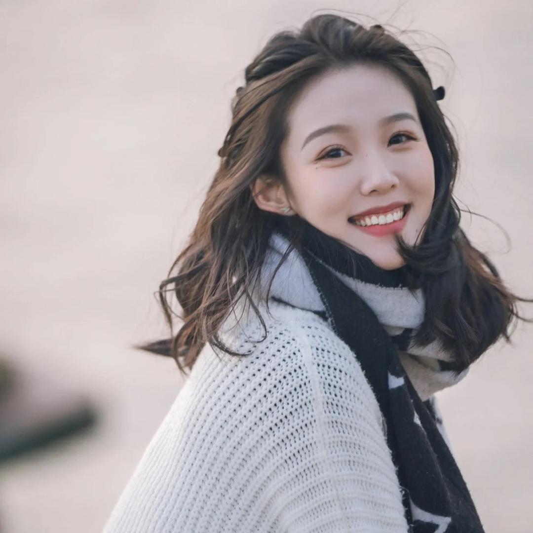 莹莹儿