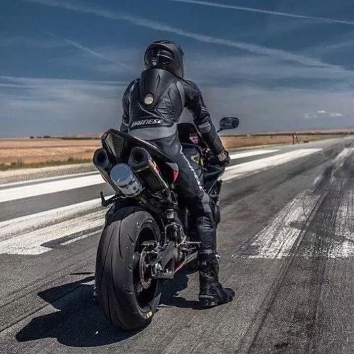 盛耀二手车《小荣》