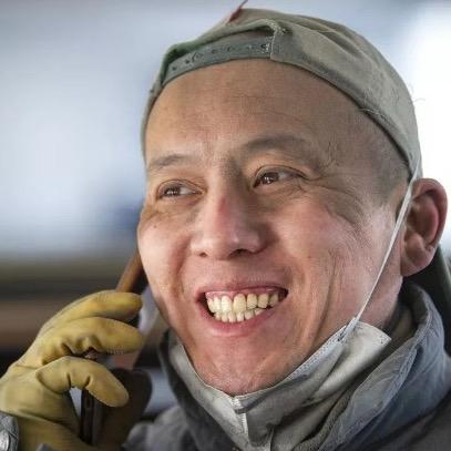 钢琴油漆工老董钢琴