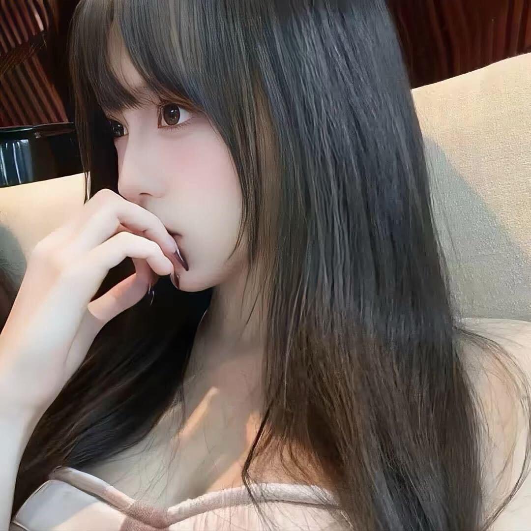 卖萌被打掉两颗牙