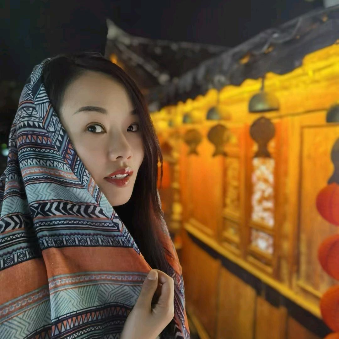 萧與叁叁（豆豆）