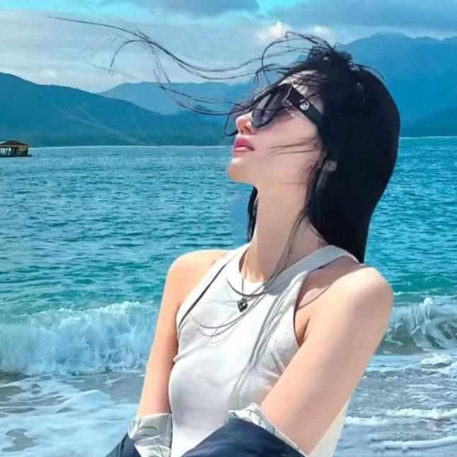 小Y.