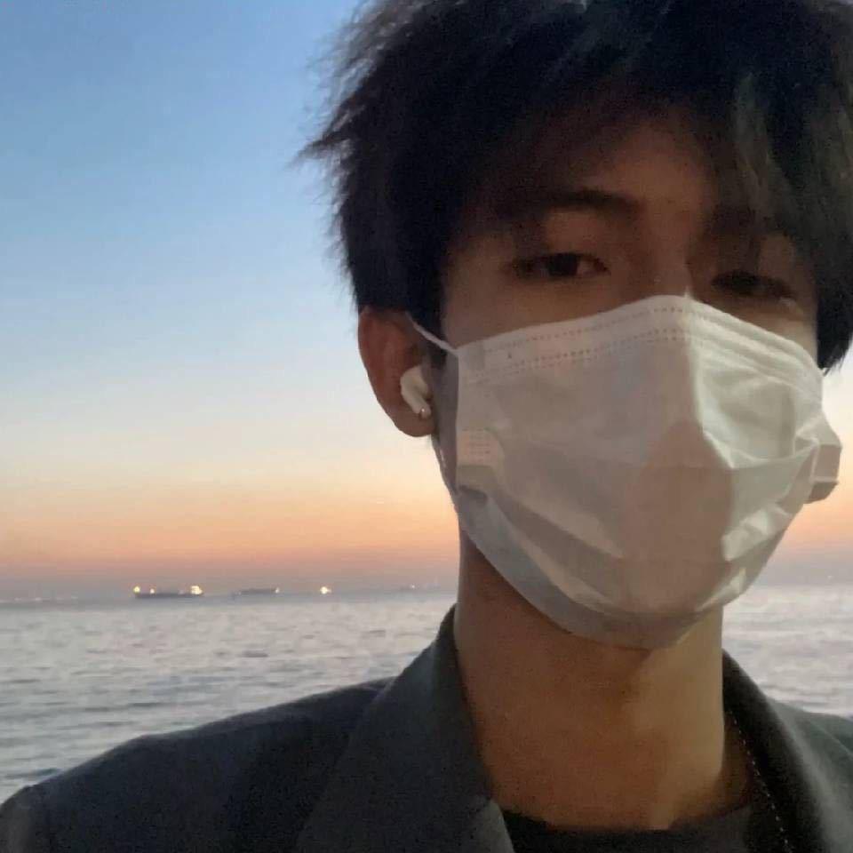 尹楚