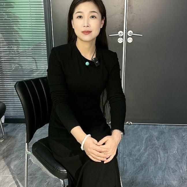 鹿乡馨月