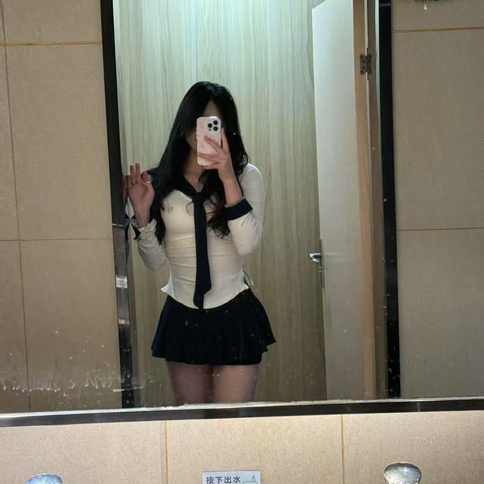 西西.……斯