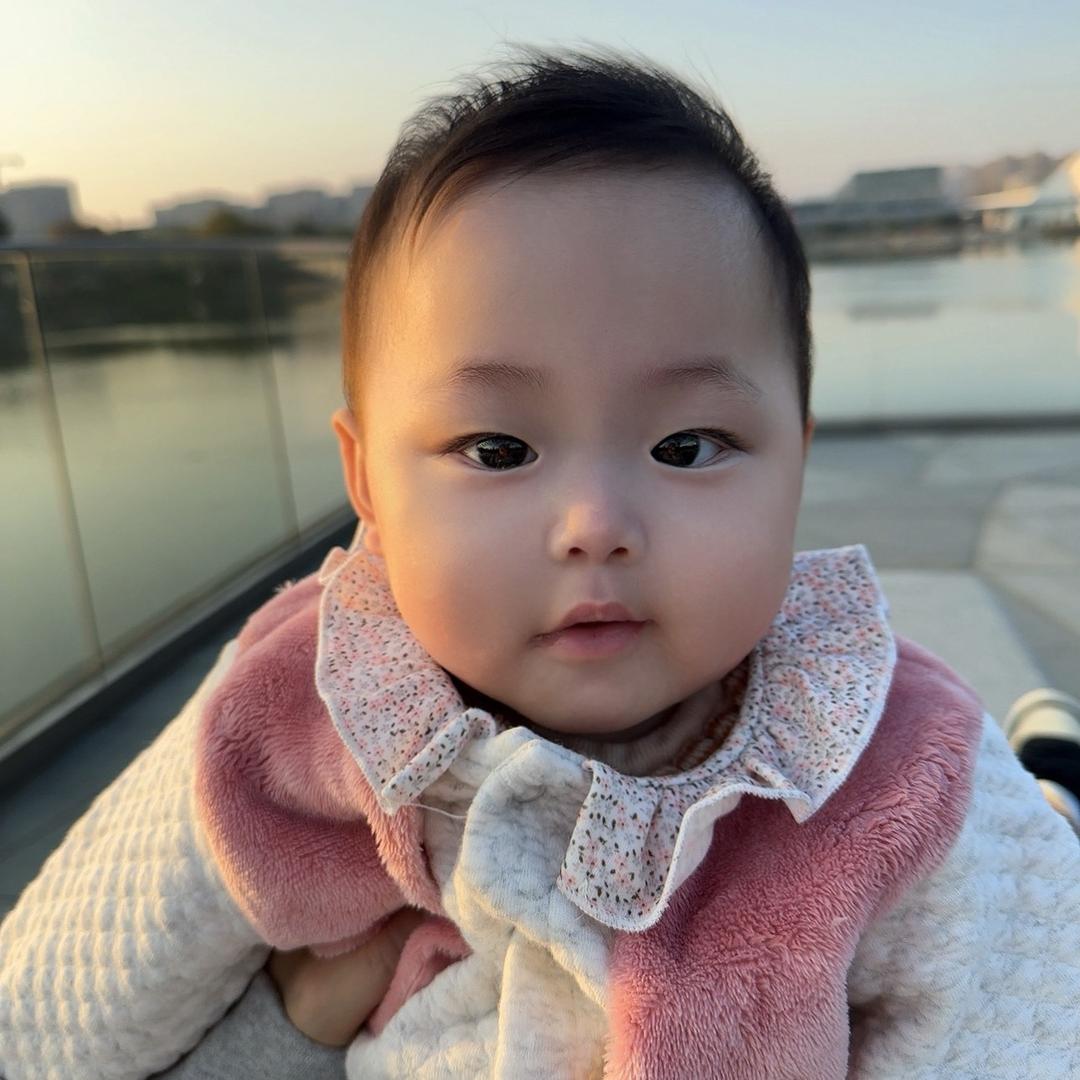 千颐爸（26➕3 920克早产小蛇宝）