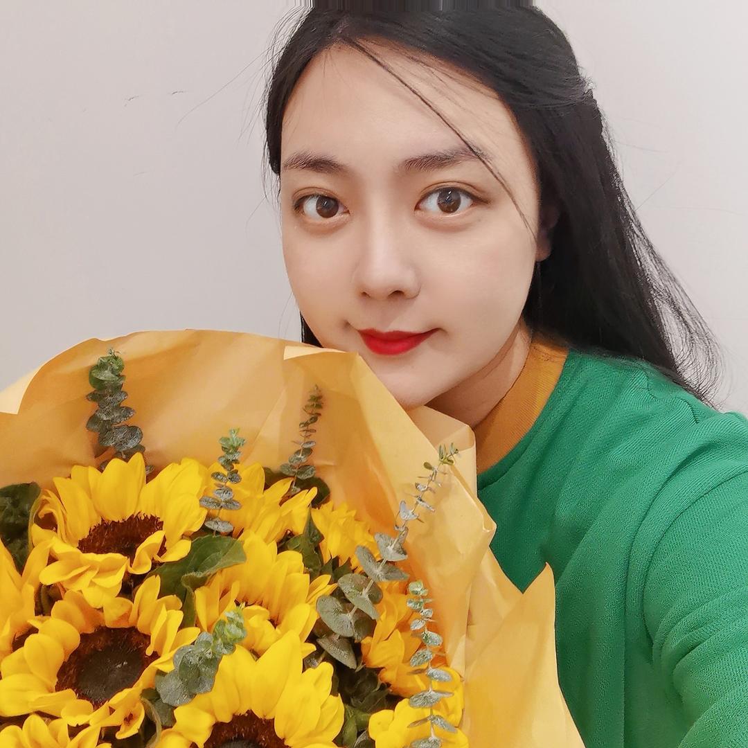 彤哥童装工厂店