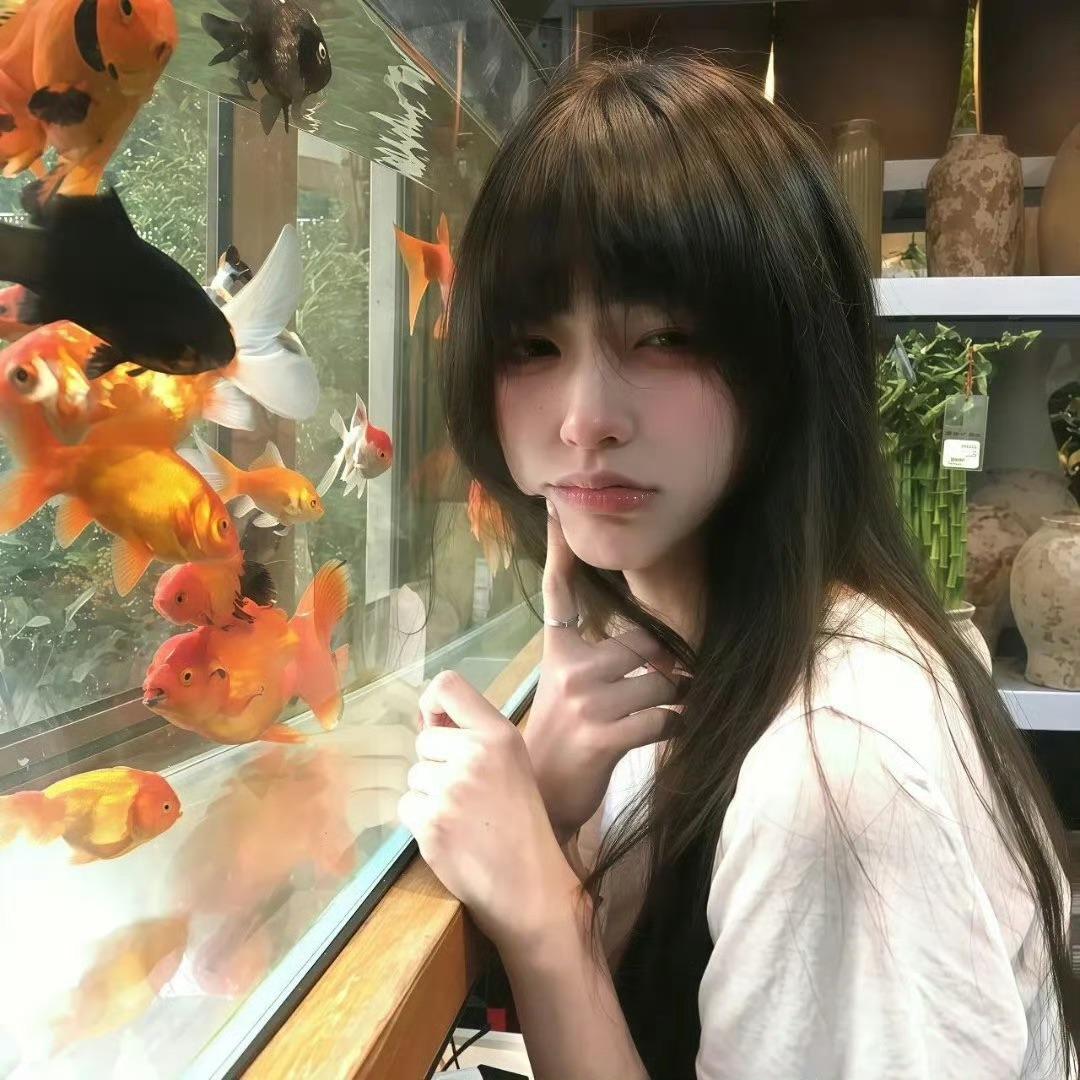 小鱼不吃鱼🐟
