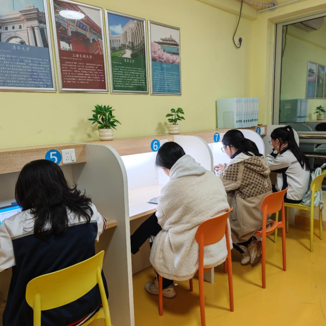 龙海朱老师