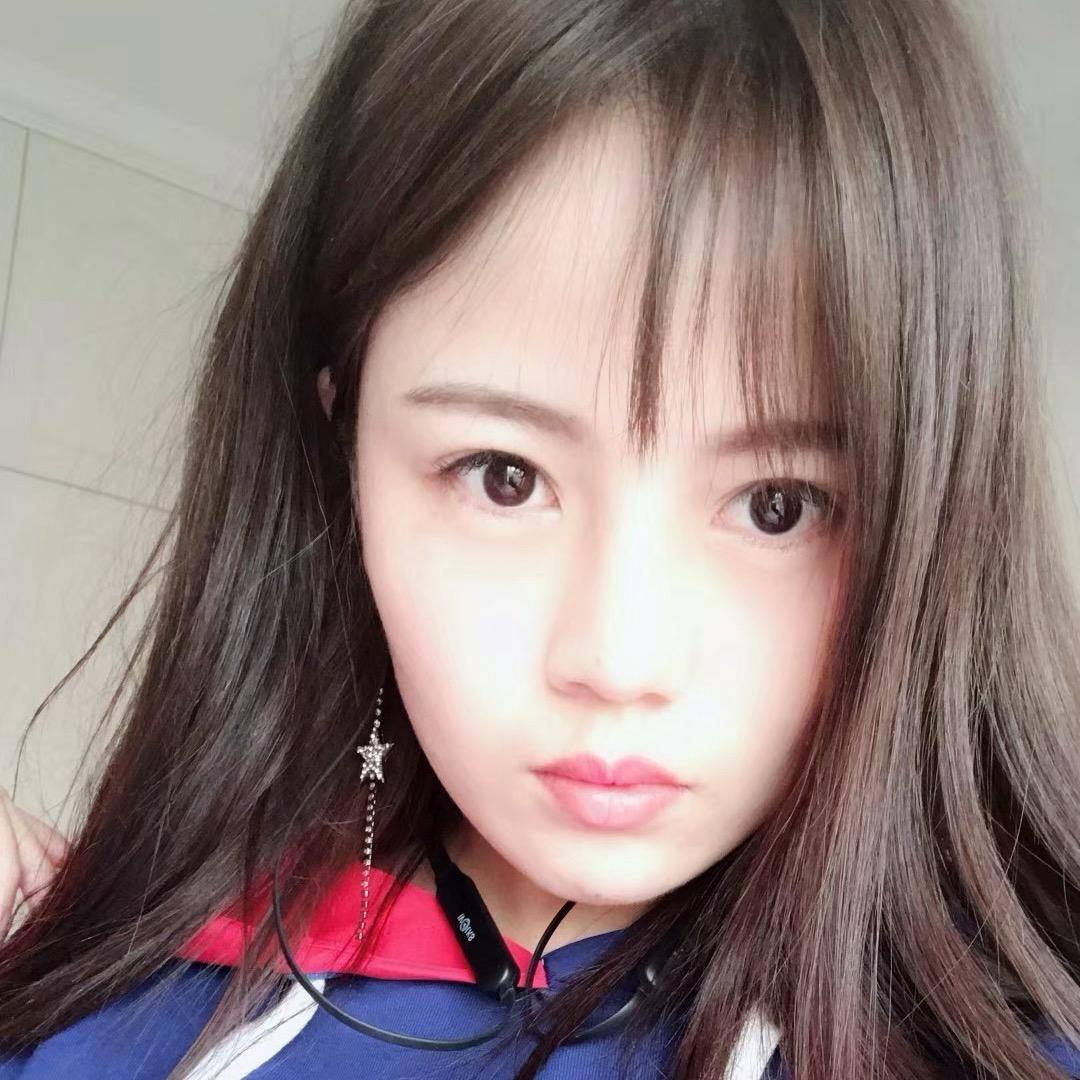 依依