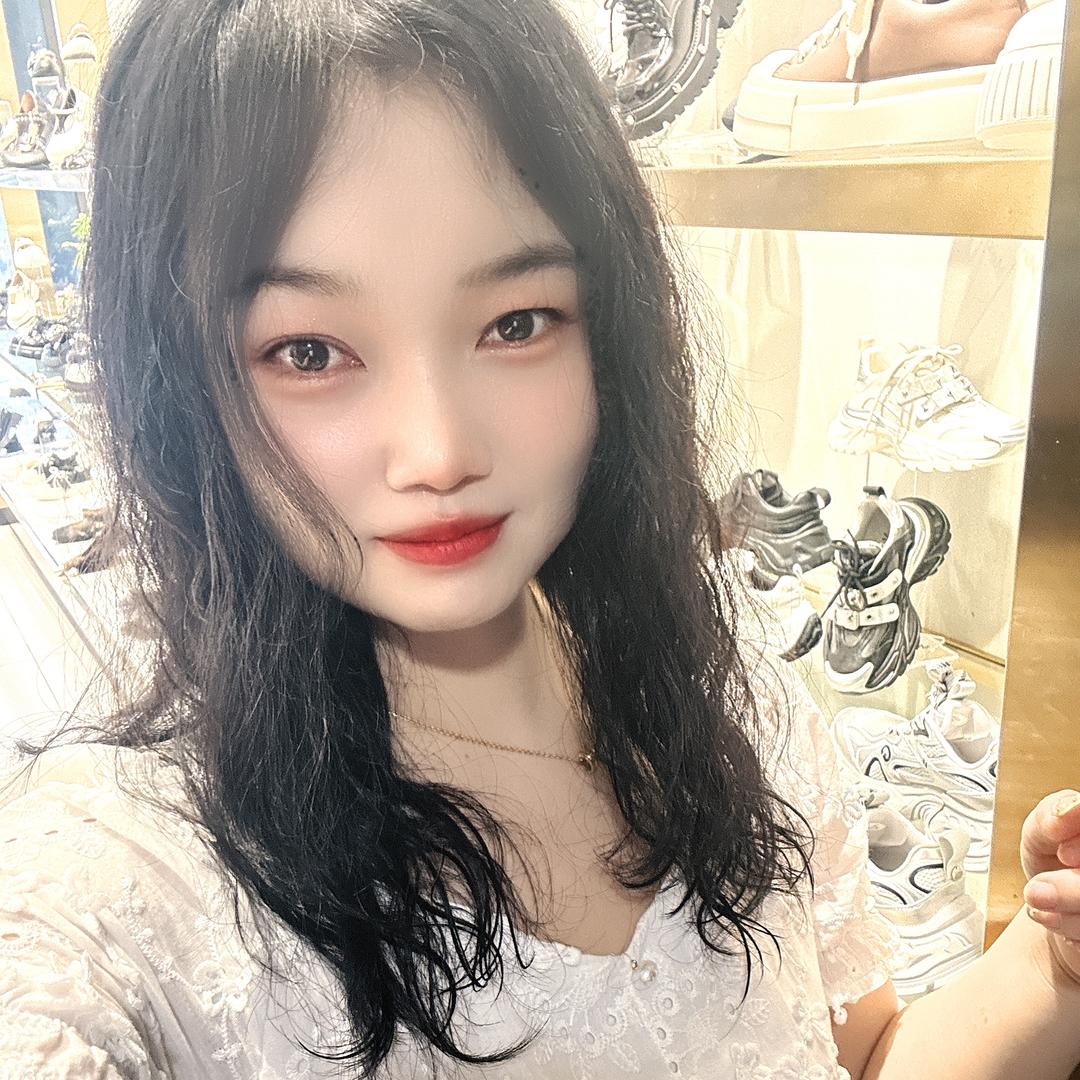 小💫玲