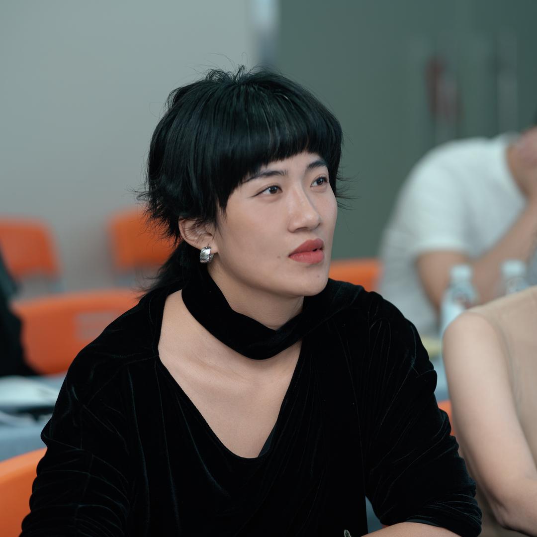 打造素颜肌～霞姐