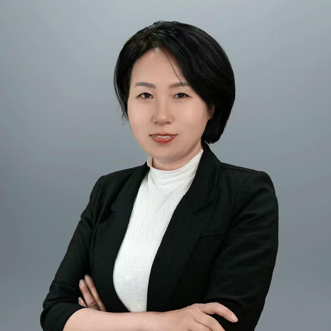 岩奇博士活动中