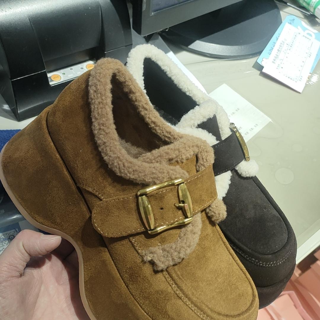 泰和二楼卓诗尼