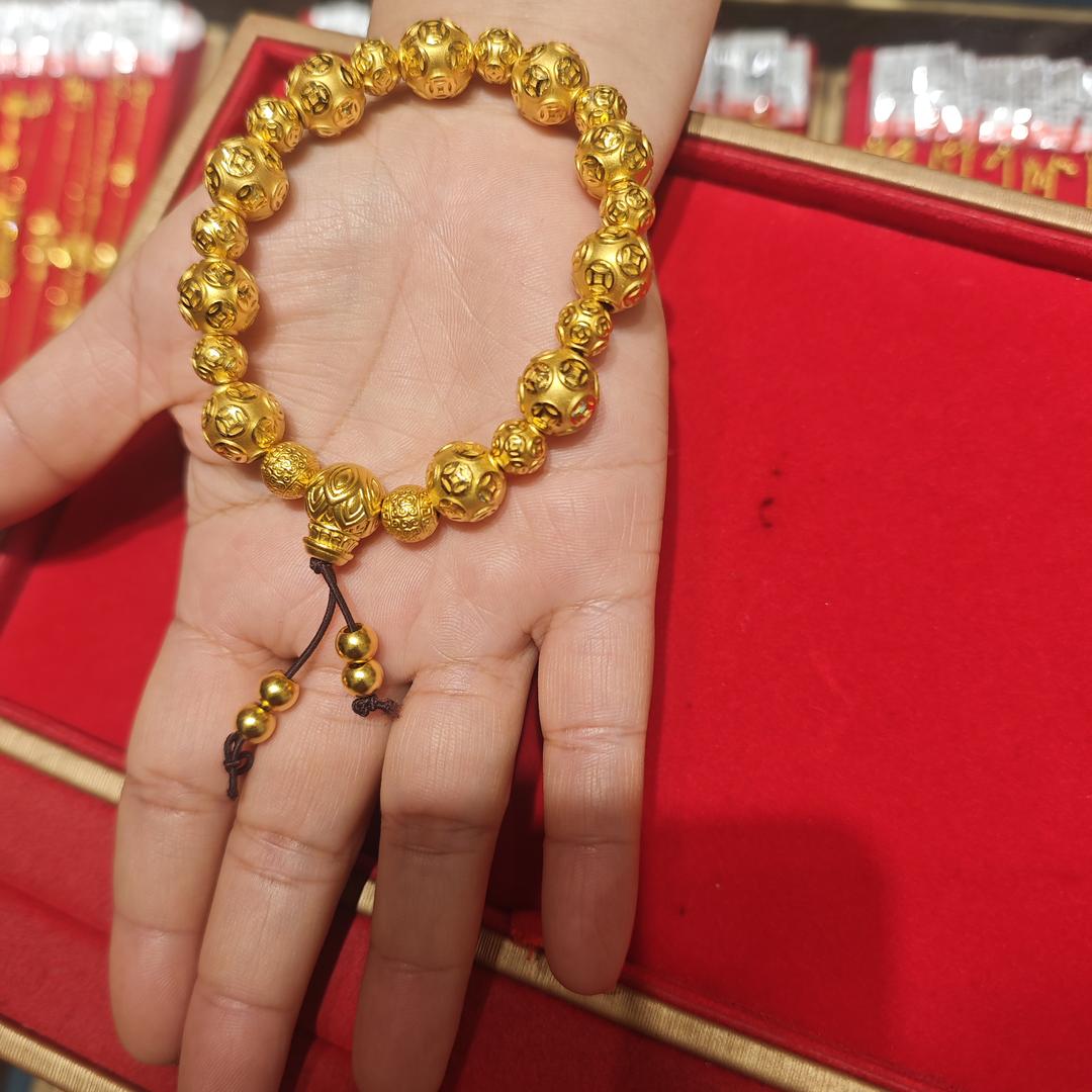 二楼金铺黄金桐桐