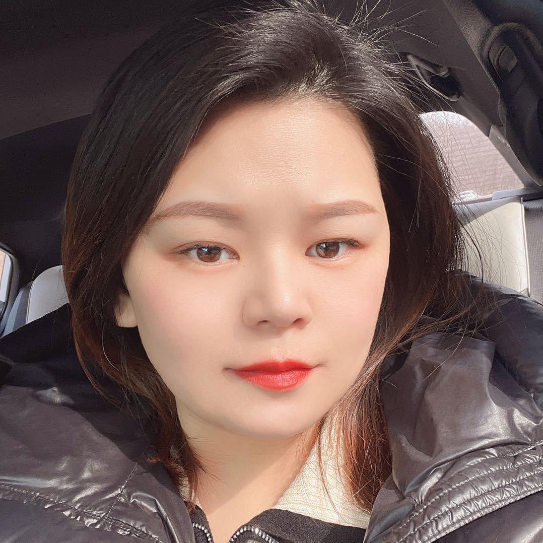 林清轩小婷
