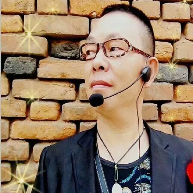 🌴軍哥🎶