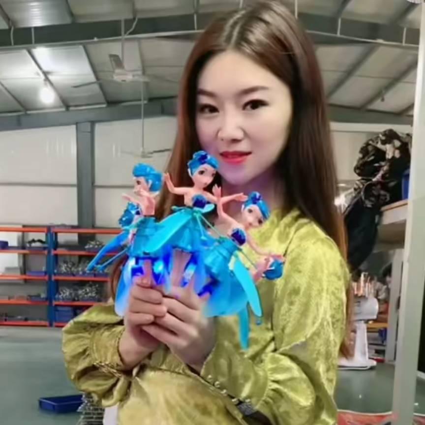 玩具之家 小赵总