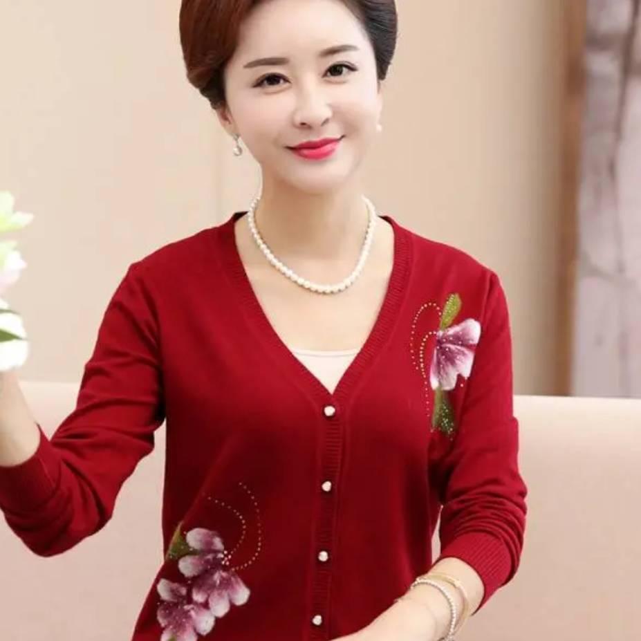 丽丽服饰中老年女装