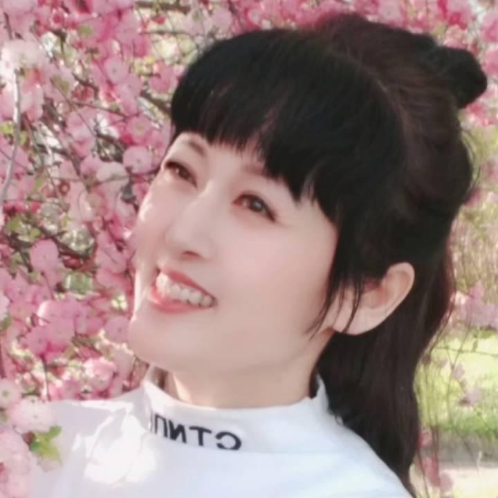 花开富贵 晚六点开播