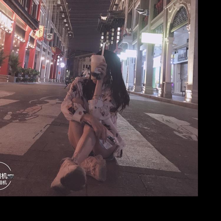 @性感的小怪兽👾