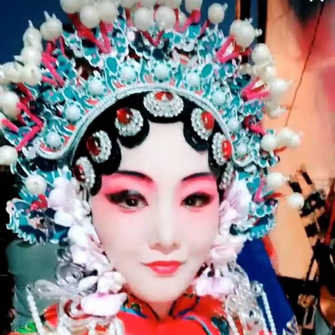 戏歌静儿