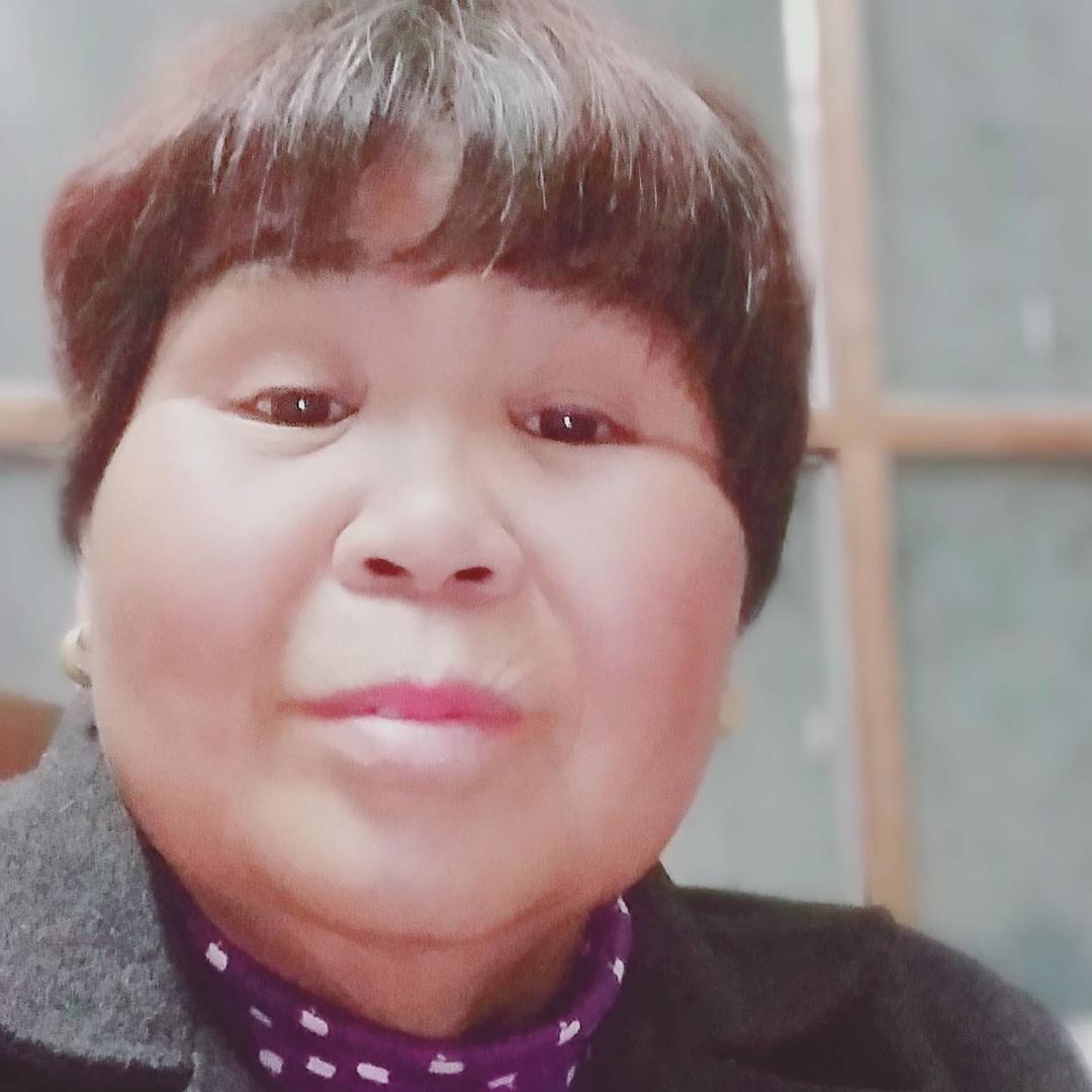 爱唱戏的奶奶