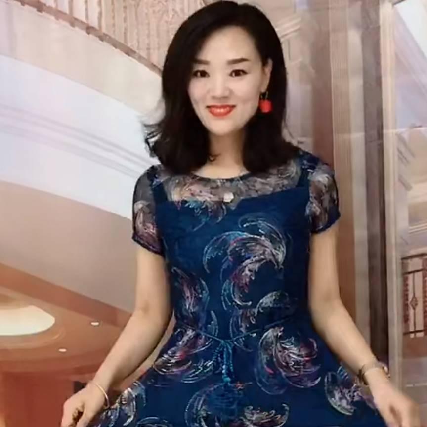 莉力精美服饰d