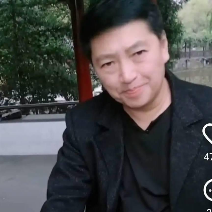 东北，李哥（，）