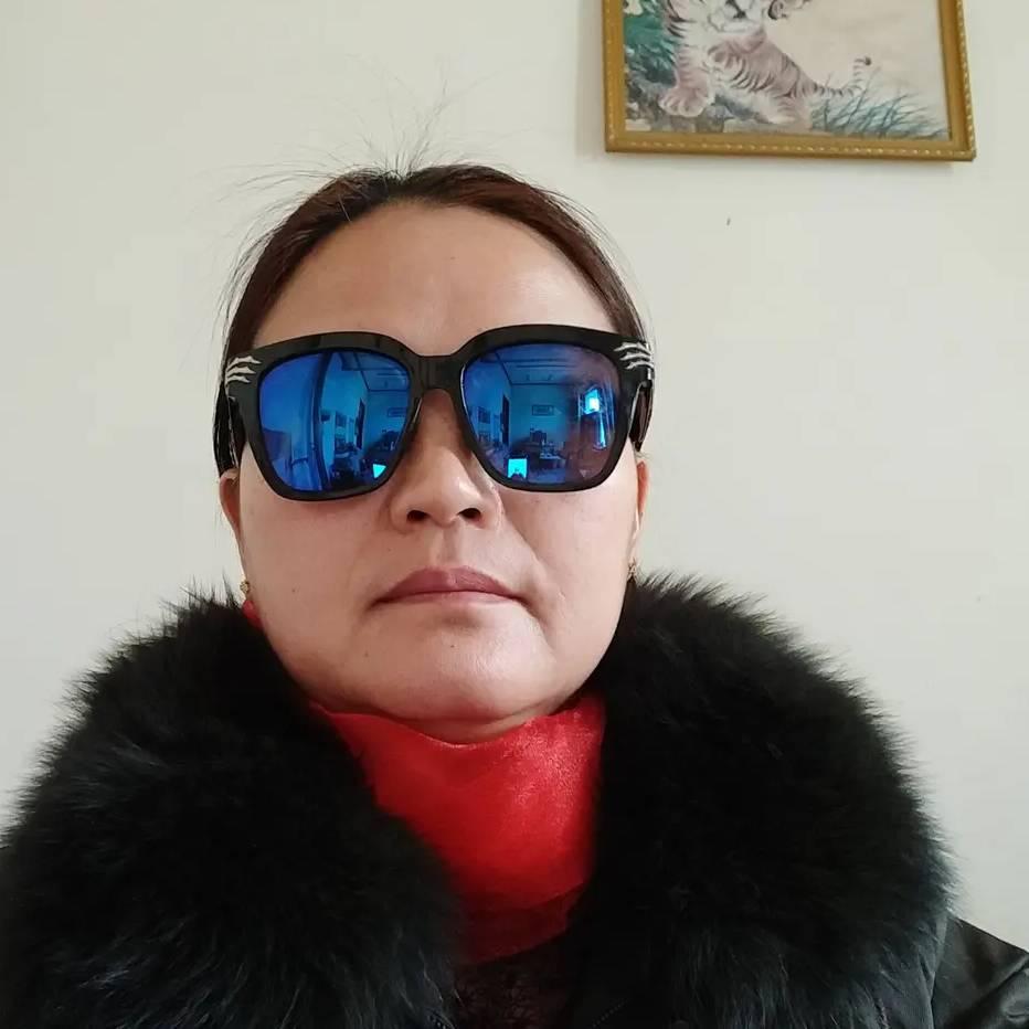 带刺的玫瑰。