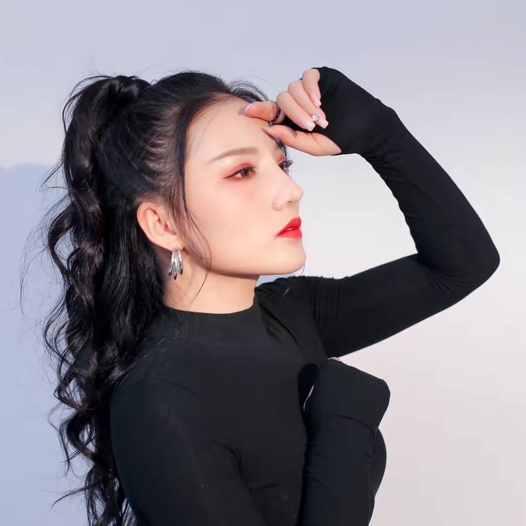 歌手🇨焕焕⭐828