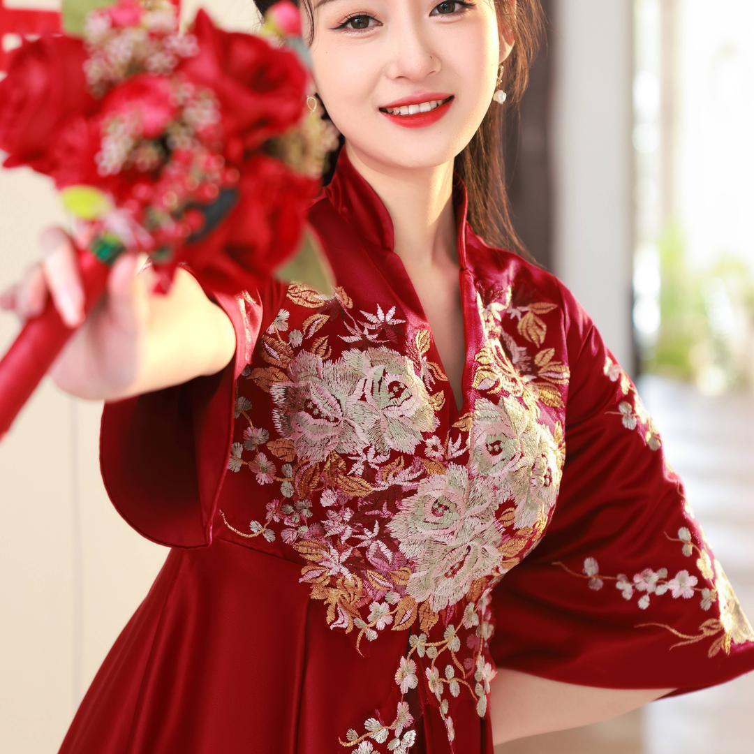 妤娜女装旗舰店
