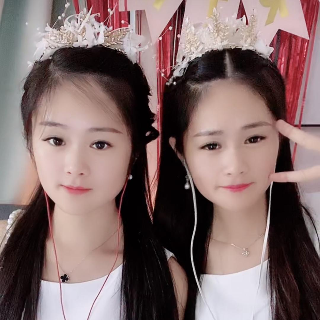 双胞胎小莲❤️小玉
