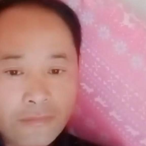 低调
