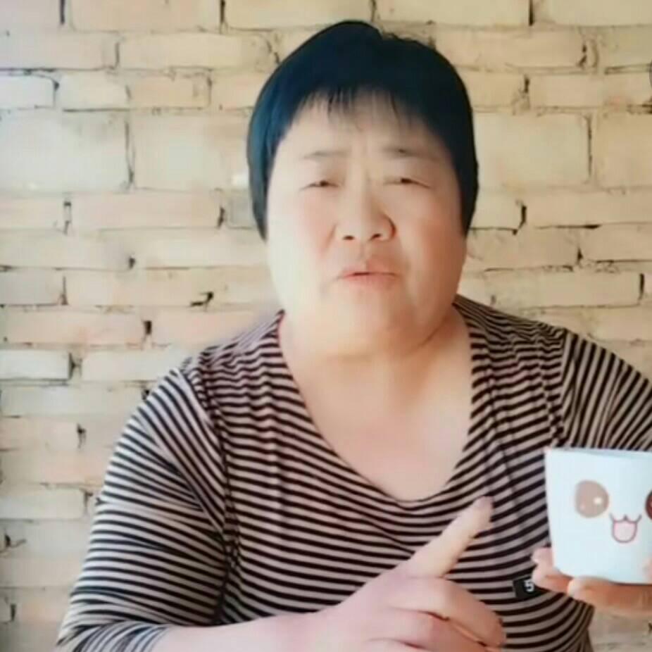 农村老太太
