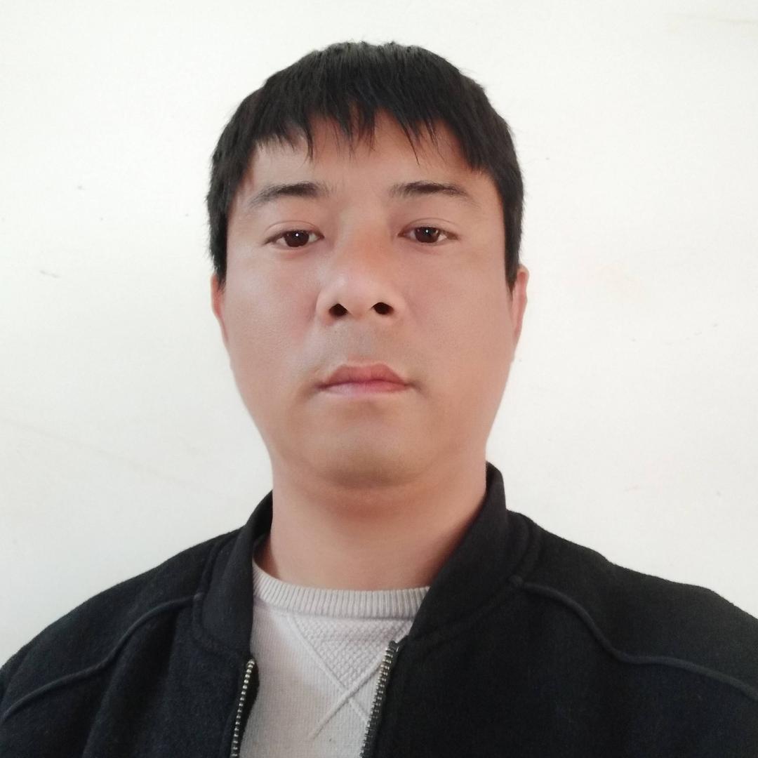 白六寨村支书   路大永