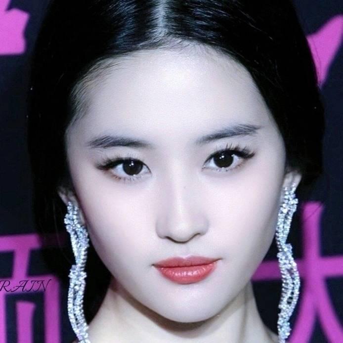 。红尘来去一场梦 。