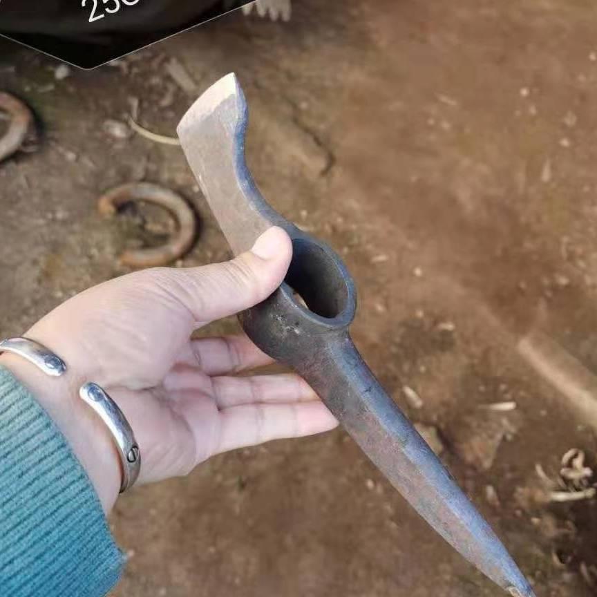 魏家铁匠铺
