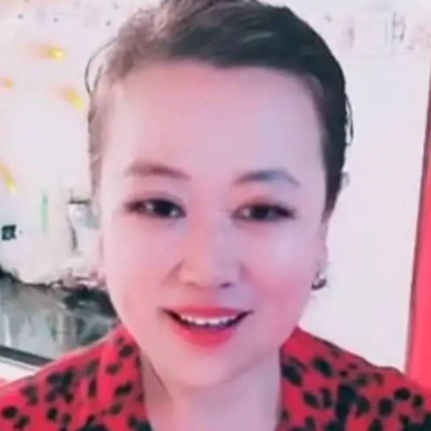 用户花好月圆