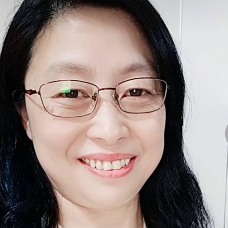 快乐幸福的一家人