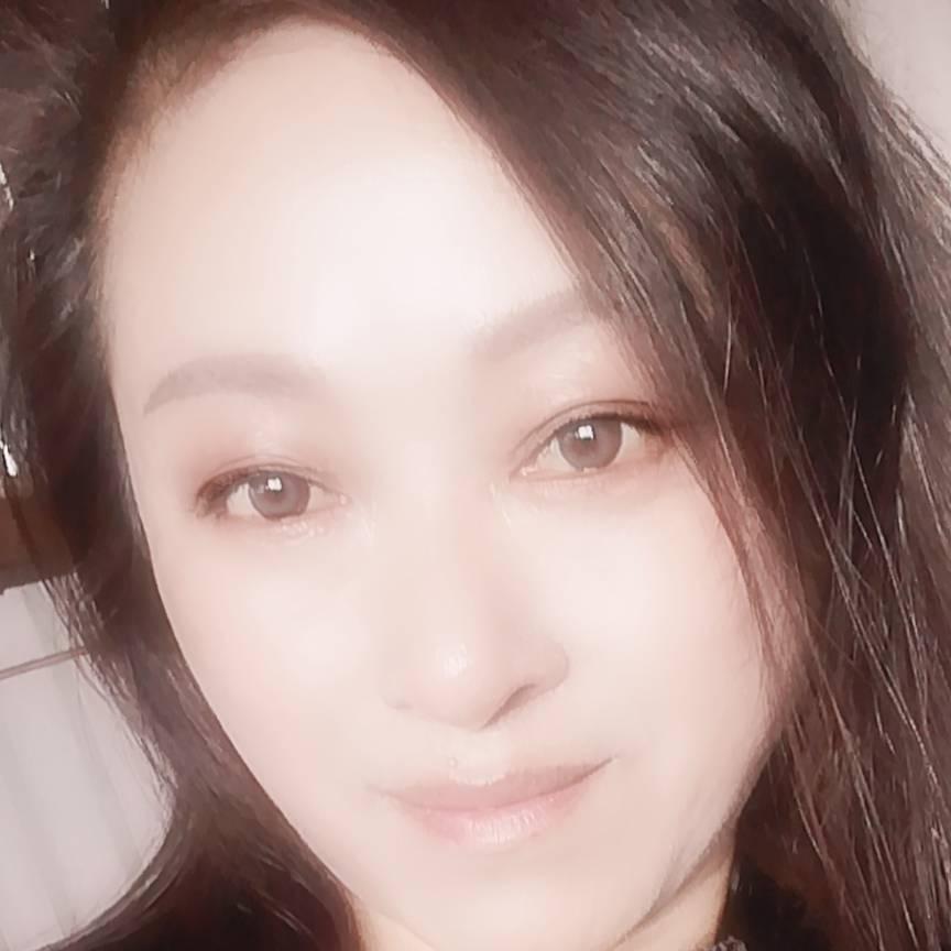 开心的云儿